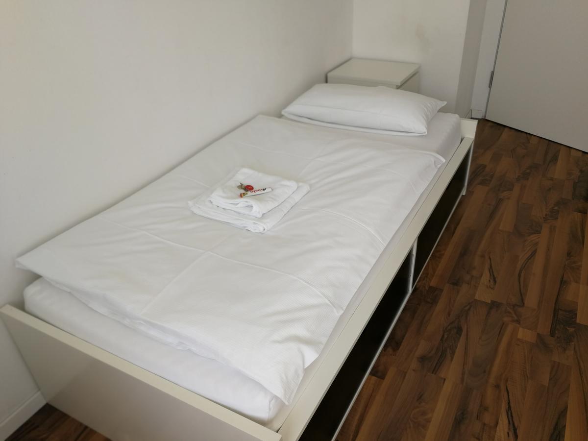 Boardinghouse Munchen-Laim Hotel Esterno foto