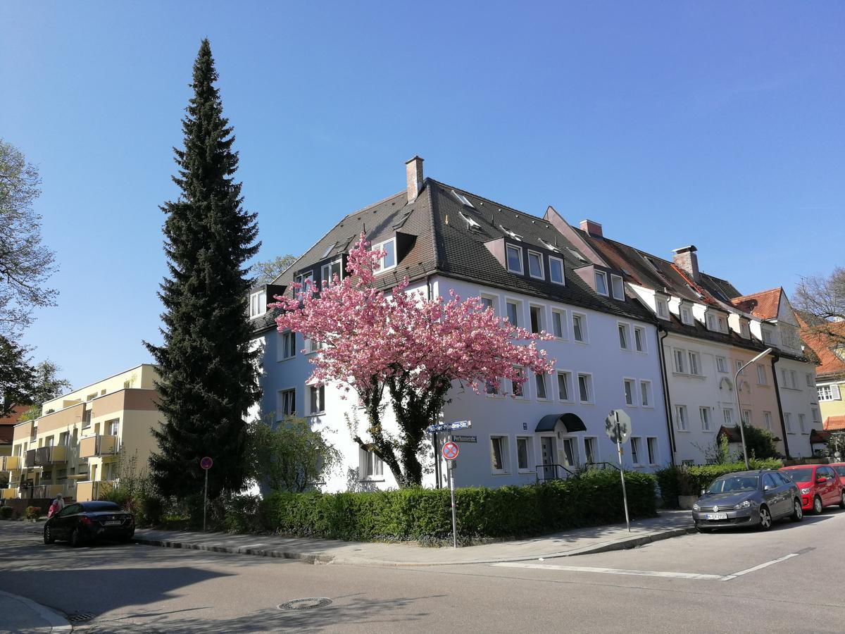 Boardinghouse Munchen-Laim Hotel Esterno foto
