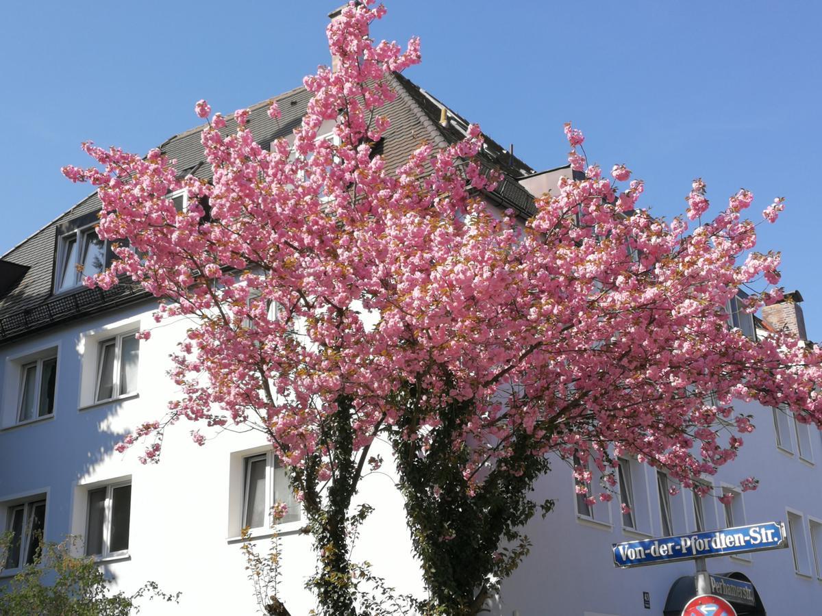 Boardinghouse Munchen-Laim Hotel Esterno foto
